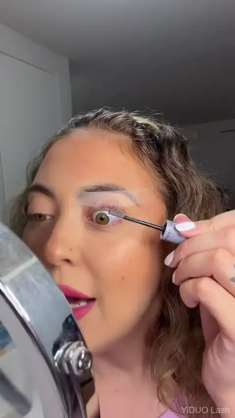 Applying lash bond from root to tip for long-lasting cluster wear